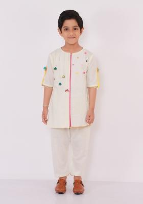 Offwhite Embroidered Cotton Kurta Set Holi For Boys