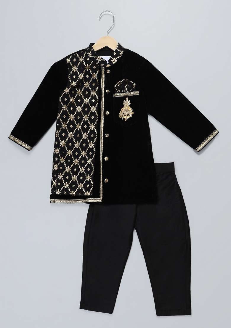 Black Embroidered Velvet Kurta Set Wedding Eid For Boys - Indya