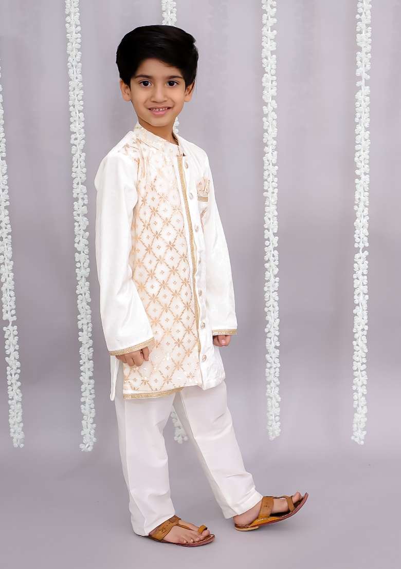 Off White Embroidered Velvet Kurta Set Wedding Eid For Boys - Indya
