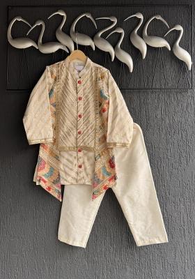 White Embroidered Georgette Kurta Set For Boys