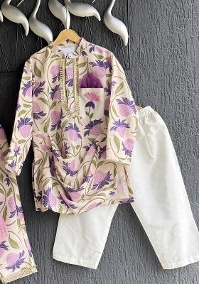 Off White Printed Cotton Silk Kurta Set For Boys