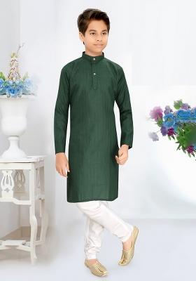 Green Cotton Blend Kurta Set For Boys
