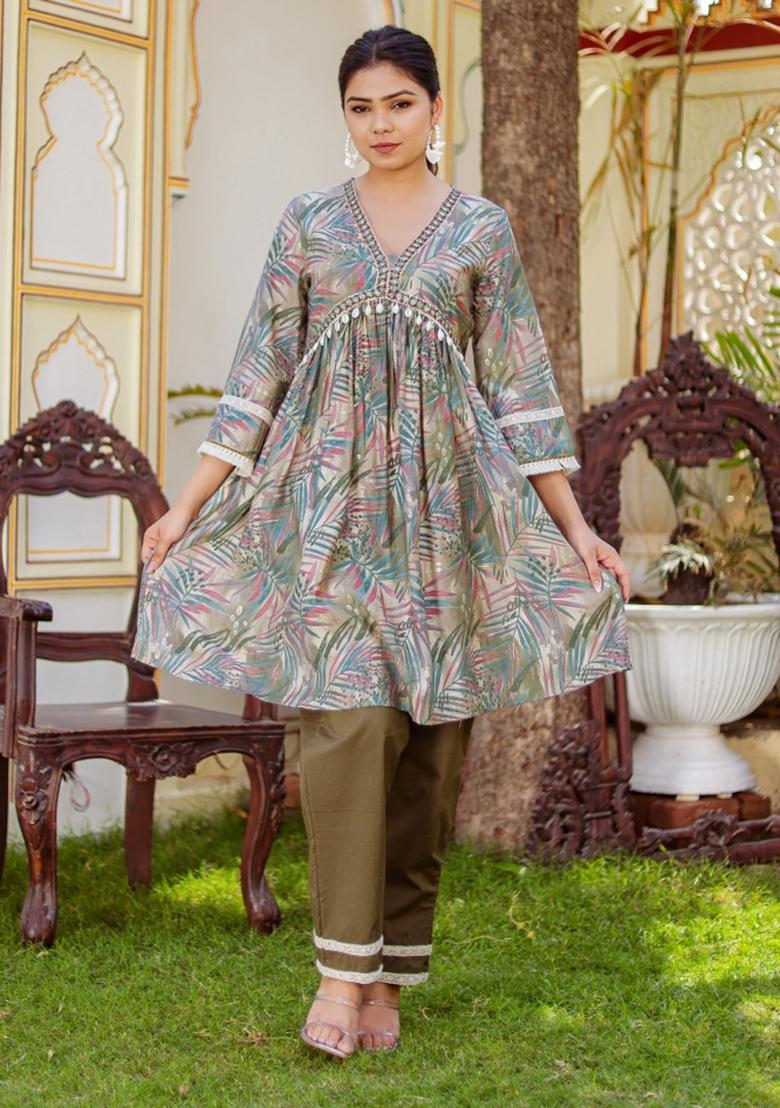 Olive Green Thread Work Muslin Suit Set