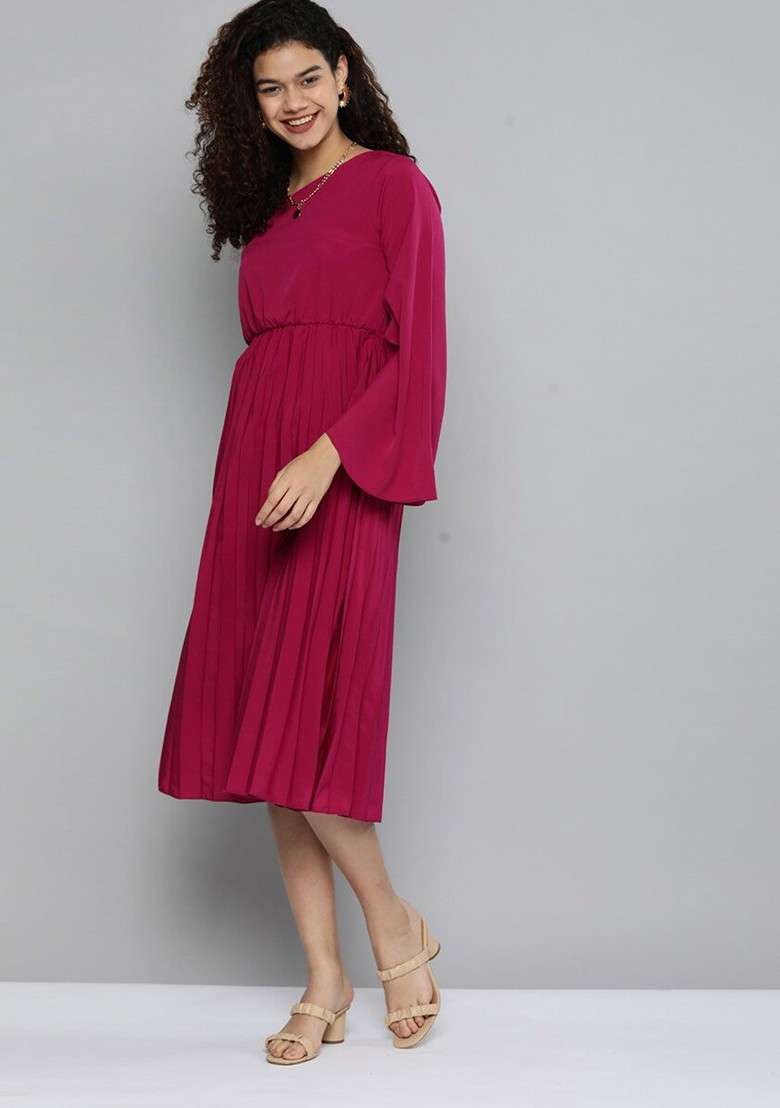 Magenta One Shoulder Crepe Solid Midi Dress - Indya