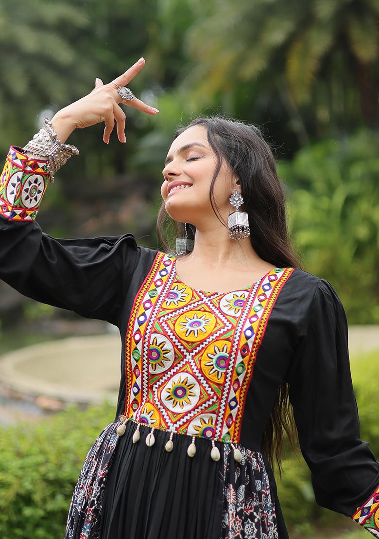 Black Gamthi Work Rayon Anarkali Set