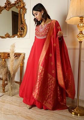 Pink Floral Embellished Poly Blend Anarkali Set