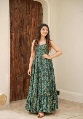 Green Abstract Print Rayon Kurta