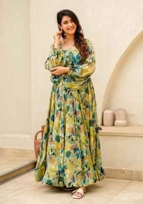 Green Abstract Print Rayon Kurta