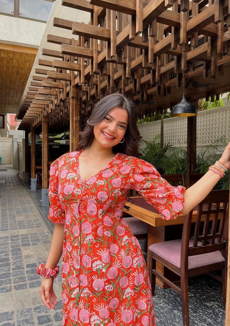 Red Abstract Print Rayon Kurta