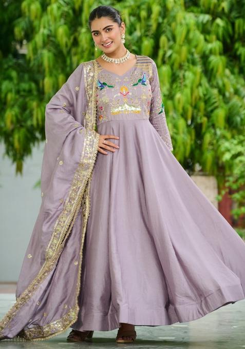 Onion Embroidery Silk Gown