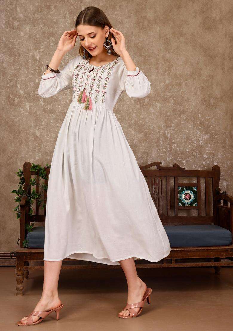 Multicolor Embroidered Rayon Kurta - Indya