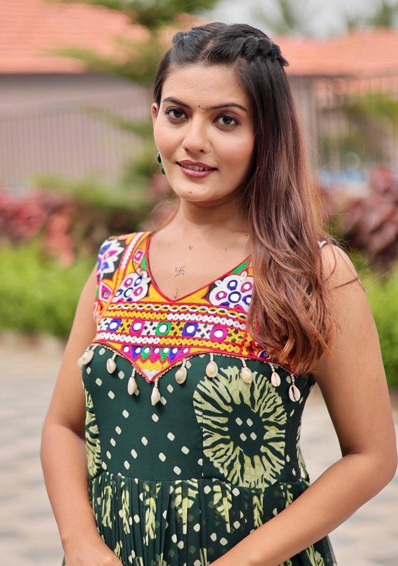 Green Gamthi Work Georgette Gown - Indya