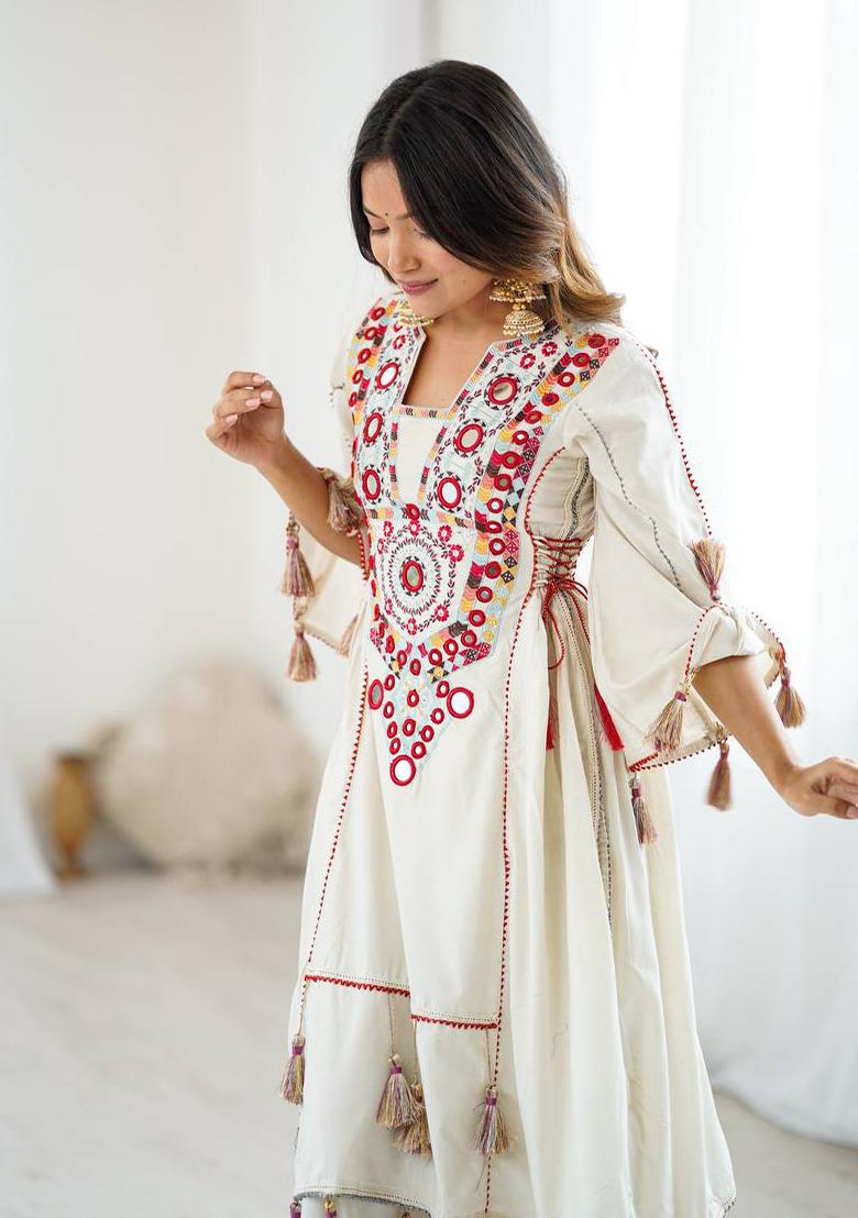White Mirror Work Khadi Cotton Plazzo Set - Indya