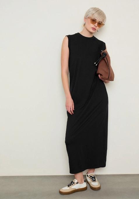 Black Solid Cotton Dress