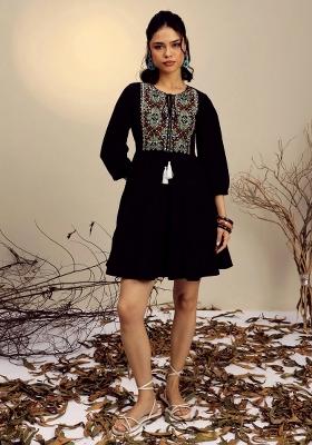 Black Solid Poplin Dress