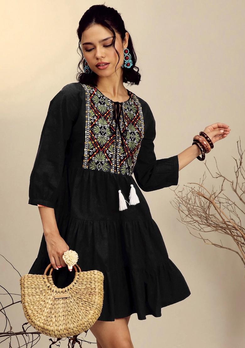 Black Solid Poplin Dress - Indya