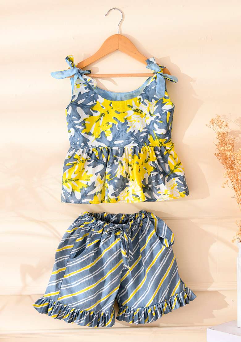 Girls Grey Printed Top and Shorts Set - Indya