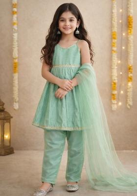Green Lace Work Polyester Girls Ethnic Set For Girls