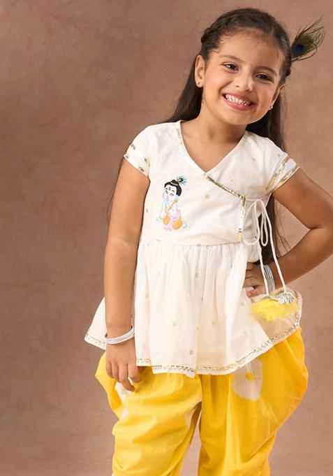 Yellow And White Tie And Dye Print Kurta With Dhoti Pants (Set of 2)