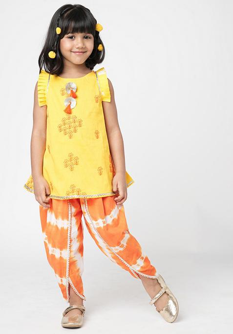 Yellow Tie And Dye Print Embroidered Kurta With Dhoti Pants (Set of 2)