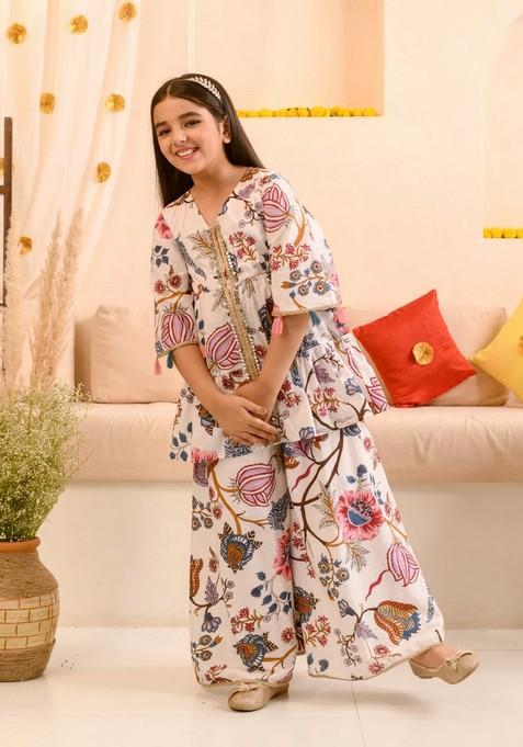 Off White Printed Kurta With Pants (Set of 2) — view on Indya