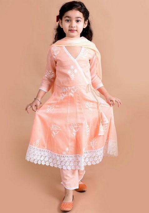 Peach Printed Kurta With Pants And Dupatta (Set of 3)