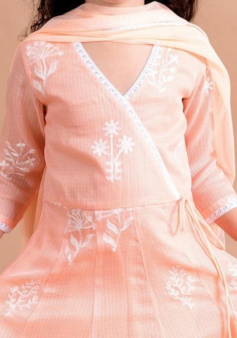 Peach Printed Kurta With Pants And Dupatta (Set of 3)