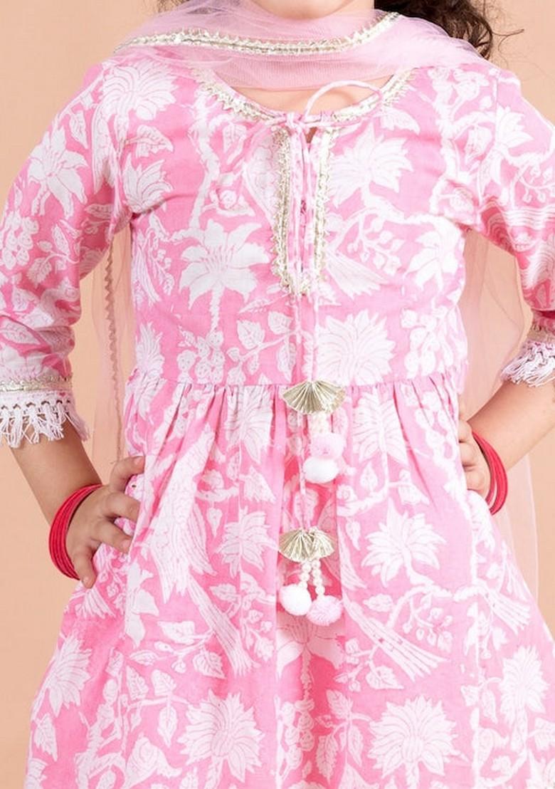 Pink Printed Kurta With Pants And Dupatta (Set of 3)