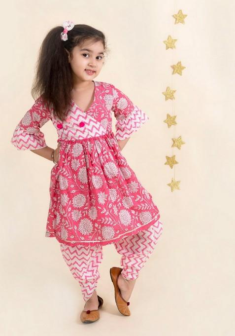 Pink Kurta With Pants (Set of 2)