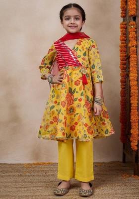 Yellow Printed Kurta With Pants And Dupatta (Set of 3)