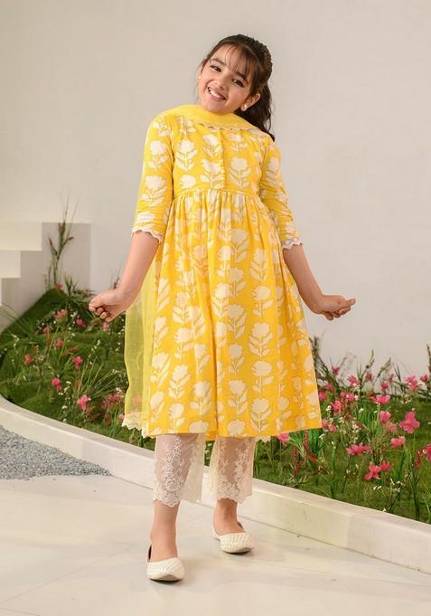 Yellow Printed Kurta With Pants And Dupatta (Set of 3)