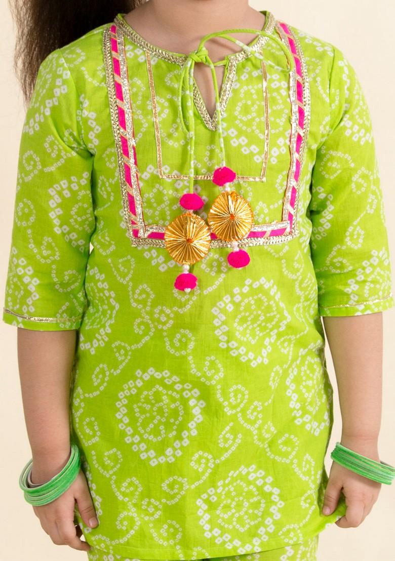 Green Embroidered Kurta With Sharara (Set of 2)