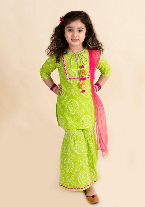 Green Embroidered Kurta With Sharara (Set of 2)