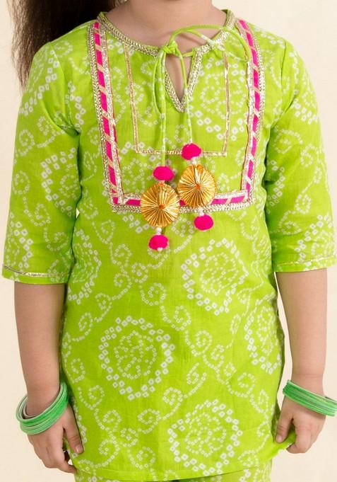 Green Embroidered Kurta With Sharara (Set of 2)
