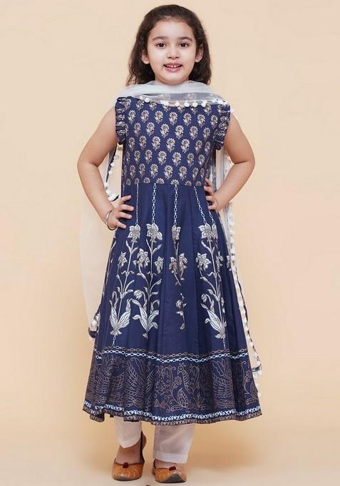 Blue Foil Print Kurta With Pants And Dupatta (Set of 3)