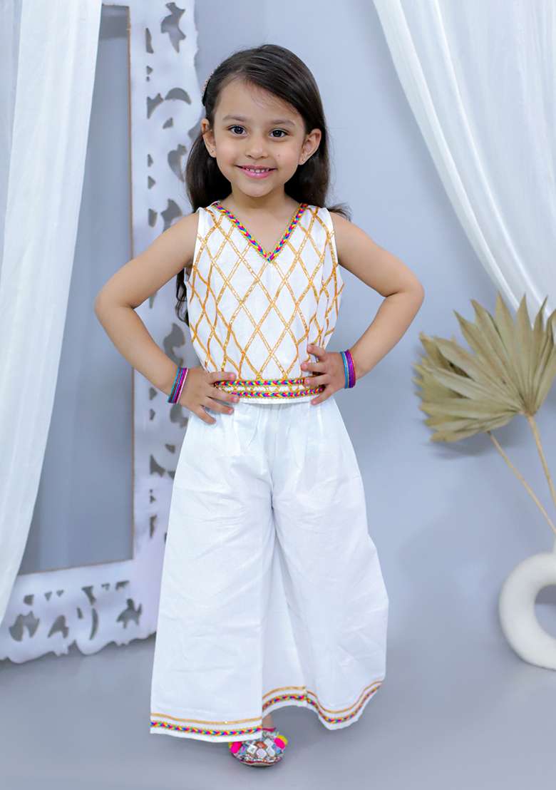 White Embellished Cotton Kurta Set For Girl - Indya