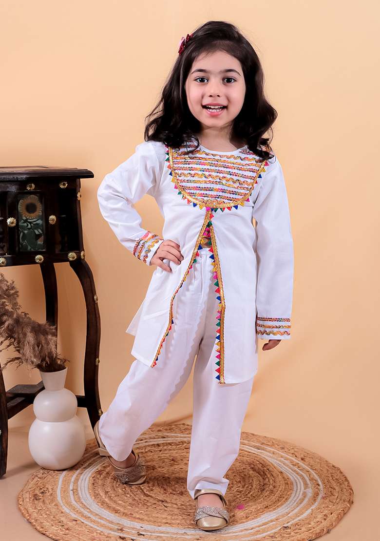 White Embellished Cotton Kurta Set For Girl - Indya