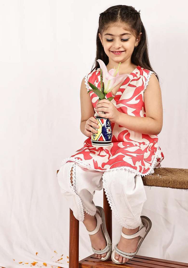 Orange Abstract Cotton Blend Kurta Set For Girls - Indya