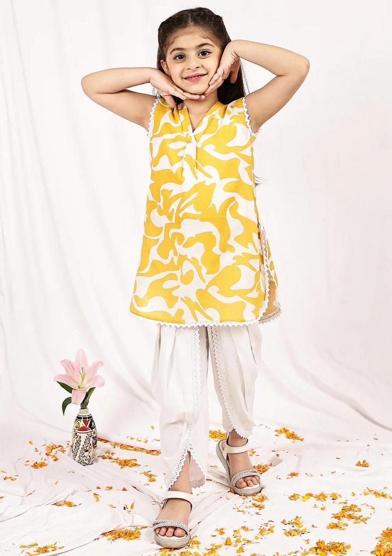 Yellow Abstract Cotton Blend Kurta Set For Girls