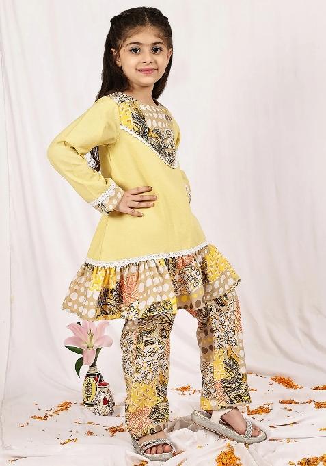 Yellow Floral Cotton Blend Kurta Set For Girls