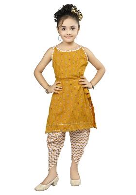 Yellow Printed Cotton Kurta Set For Girls
