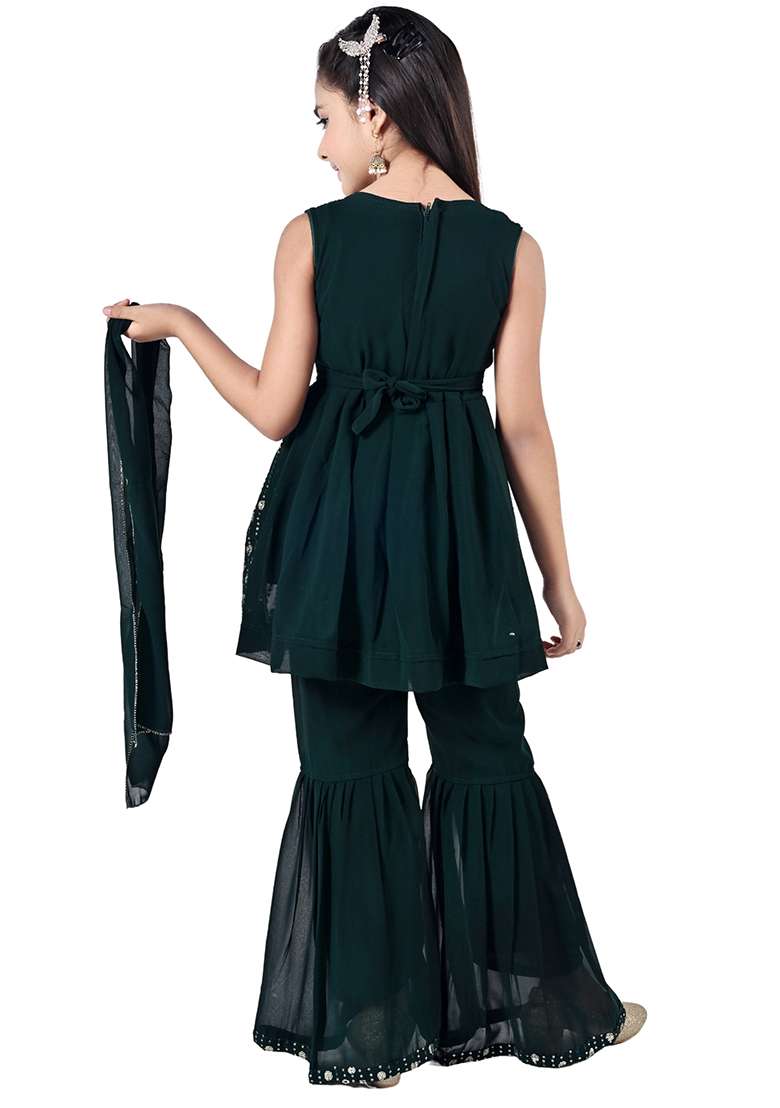 Green Embellished Georgette Kurta Set For Girls - Indya