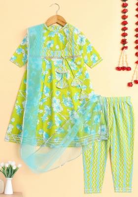 Green Embellished Cotton Kurta Set For Girls