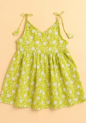 Green Printed Cotton Kurta Set For Girls