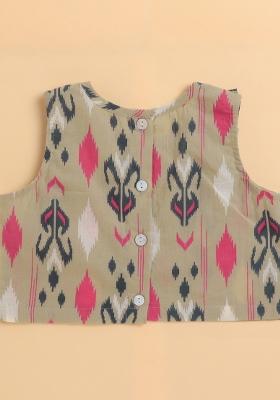 Grey Printed Cotton Kurta Set For Girls
