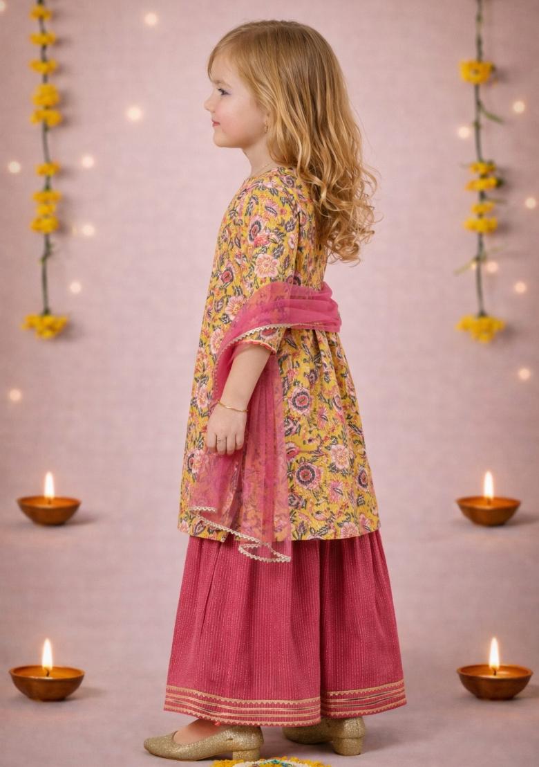 Yellow Printed Cotton Kurta Set For Girls - Indya