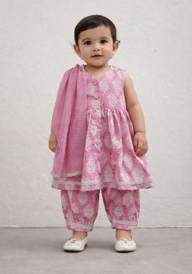 Pink Floral Print Cotton Kurta Pajama set For Girl