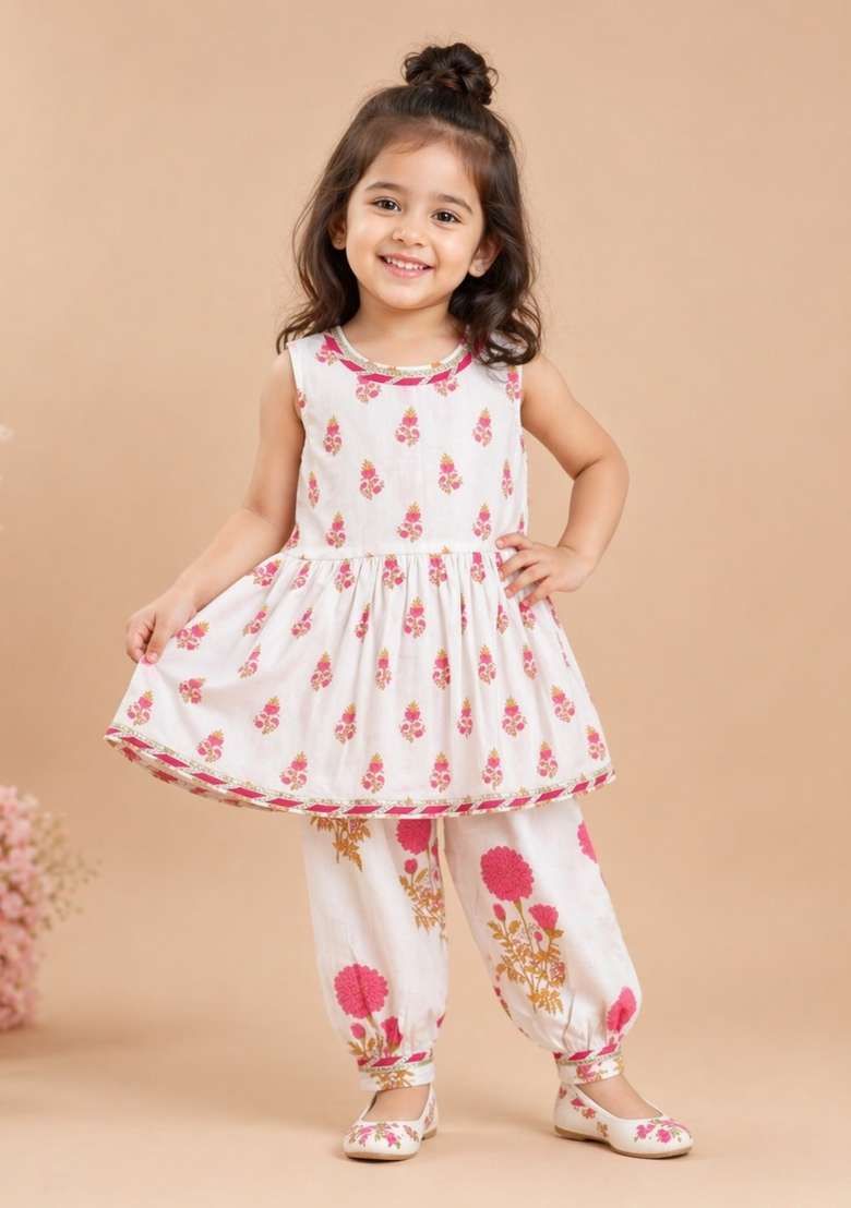 Fuchsia Floral Printed Cambric Kurta Pyjama Set For Girls - Indya