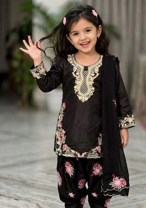 Black Embroidered Crepe Kurta Set For Girls