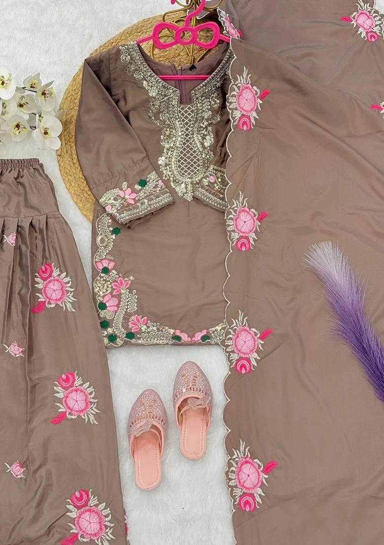 Brown Embroidered Crepe Kurta Set For Girls - Indya